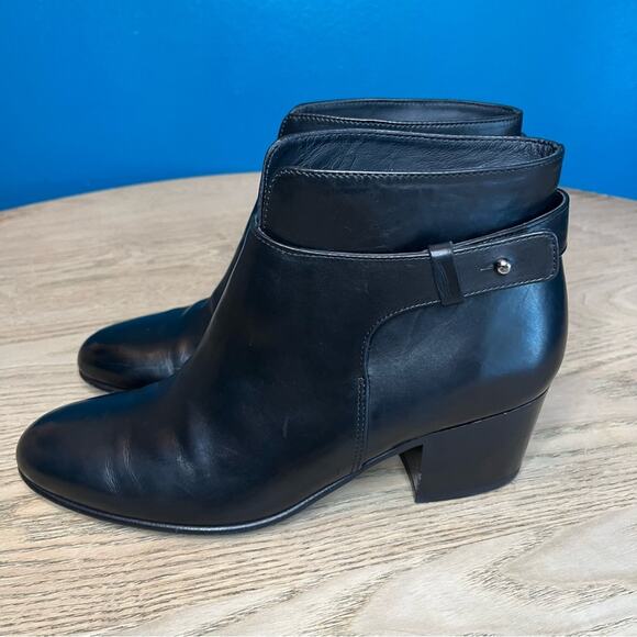 Vince. Harriet Black Leather Ankle Boots Block Heel Women’s Size 6 Made In Italy - Picture 3 of 9